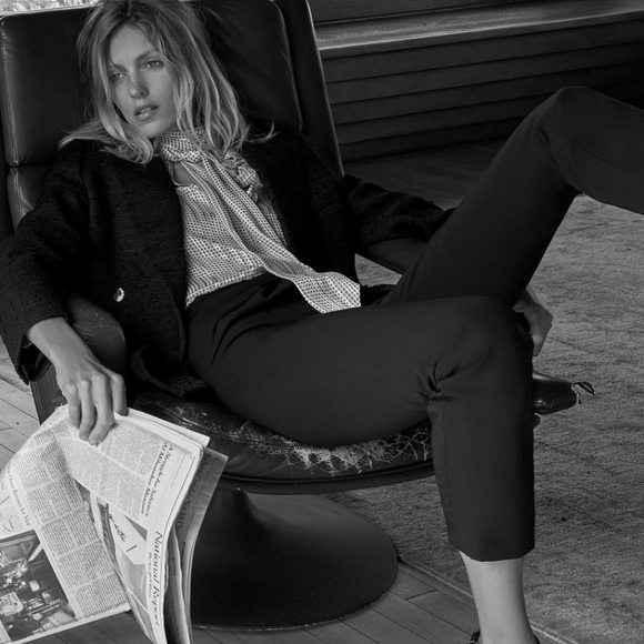 GORGEOUS ZARA NWT Flower Blouse - Picture 2 of 10